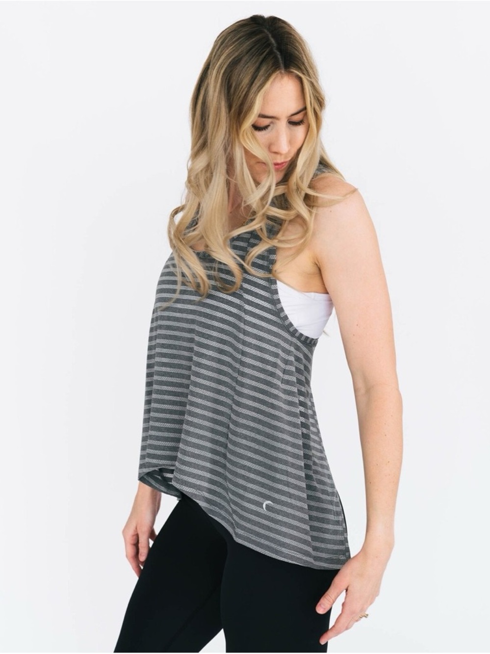 ZYIA Gray Striped Athletic Tank Top Criss Cross Back Lightweight Workout Size S - Picture 3 of 5